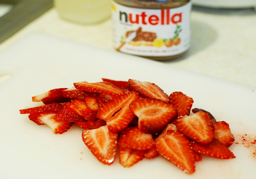 Hulled and sliced