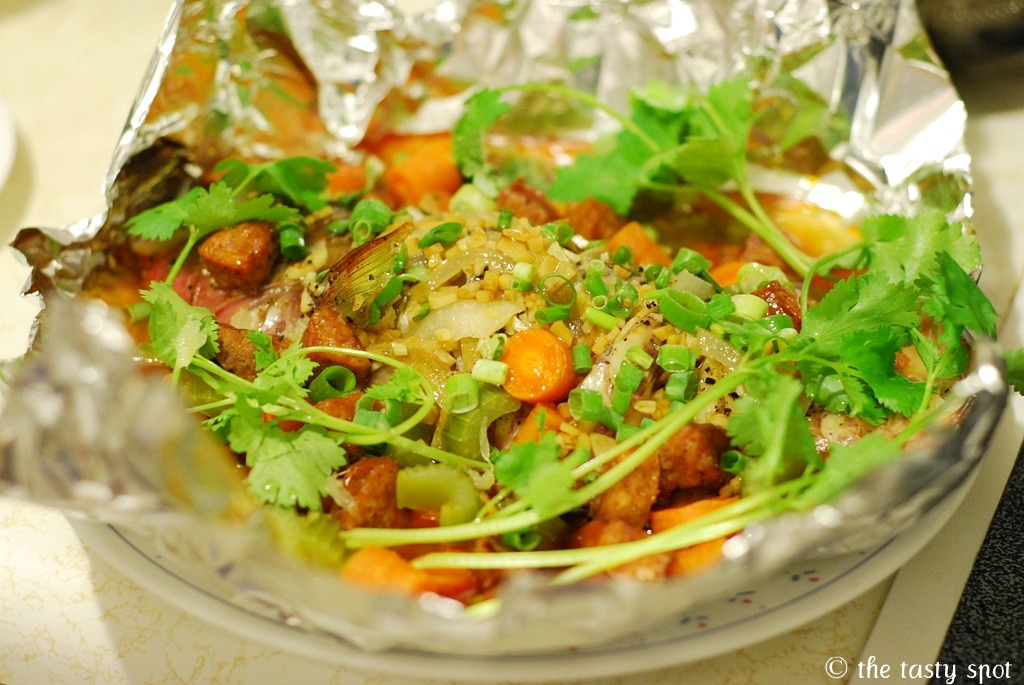 Steamed uhu in foil