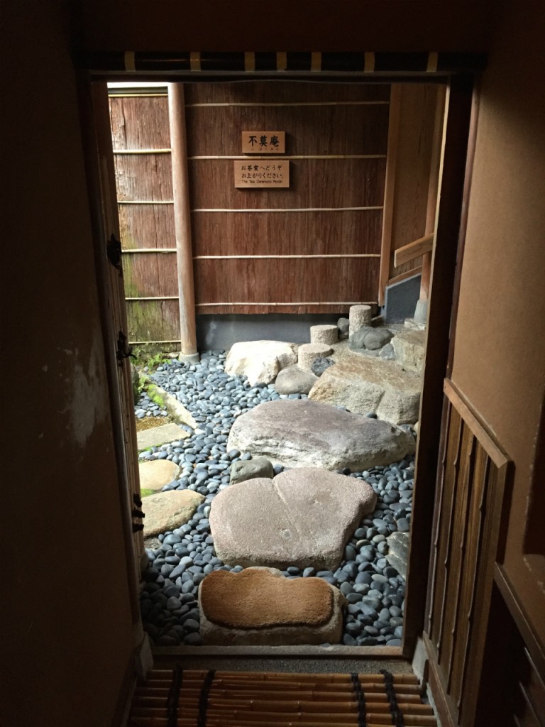 Path to the stairs